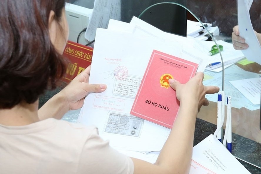 BỎ SỎ HỘ KHẨU, GIAO DỊCH NHÀ ĐẤT NHƯ THẾ NÀO?