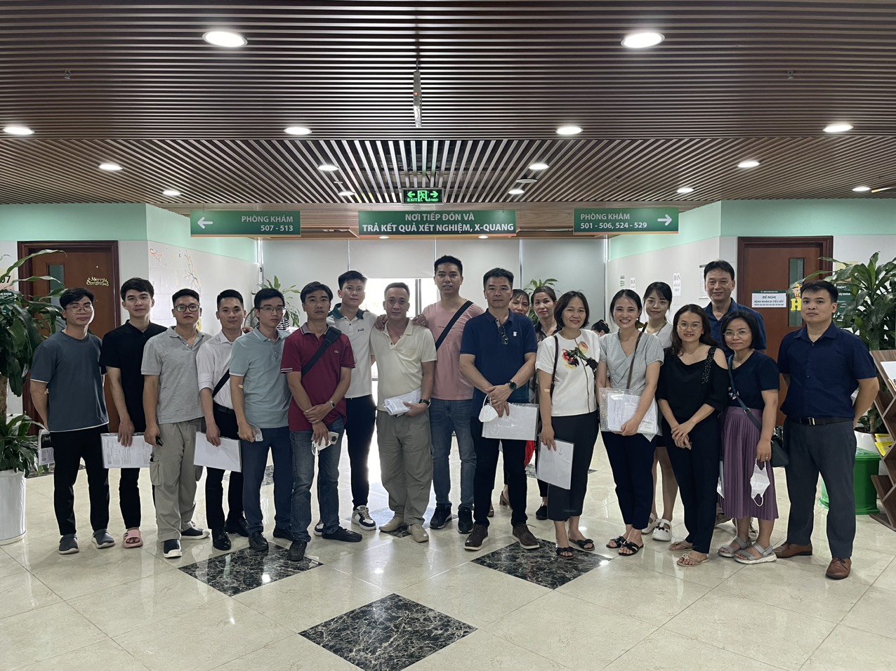 "NGÀY HỘI KHÁM SỨC KHỎE" CHO NGƯỜI LAO ĐỘNG CÔNG TY HUDLANDTS